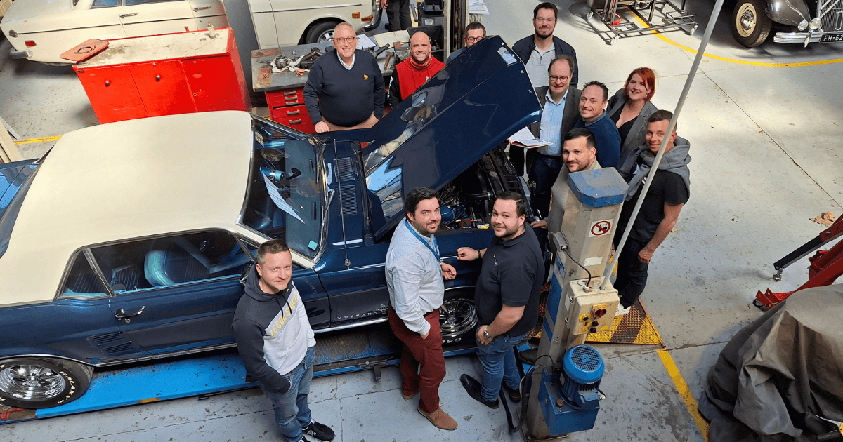 experts automobiles classic expert